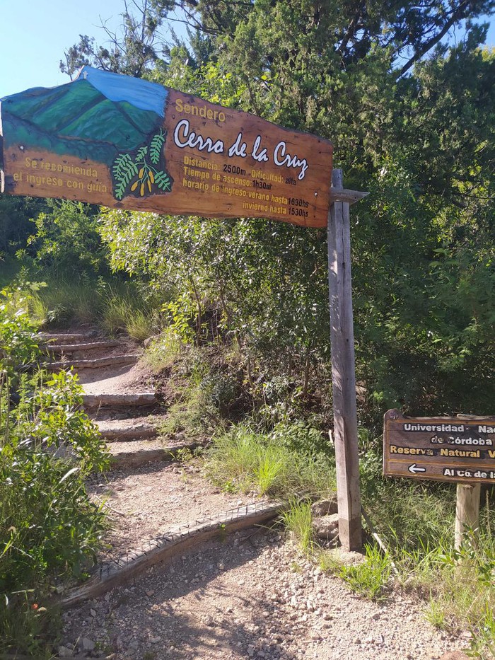 Camino al Cerro La Cruz